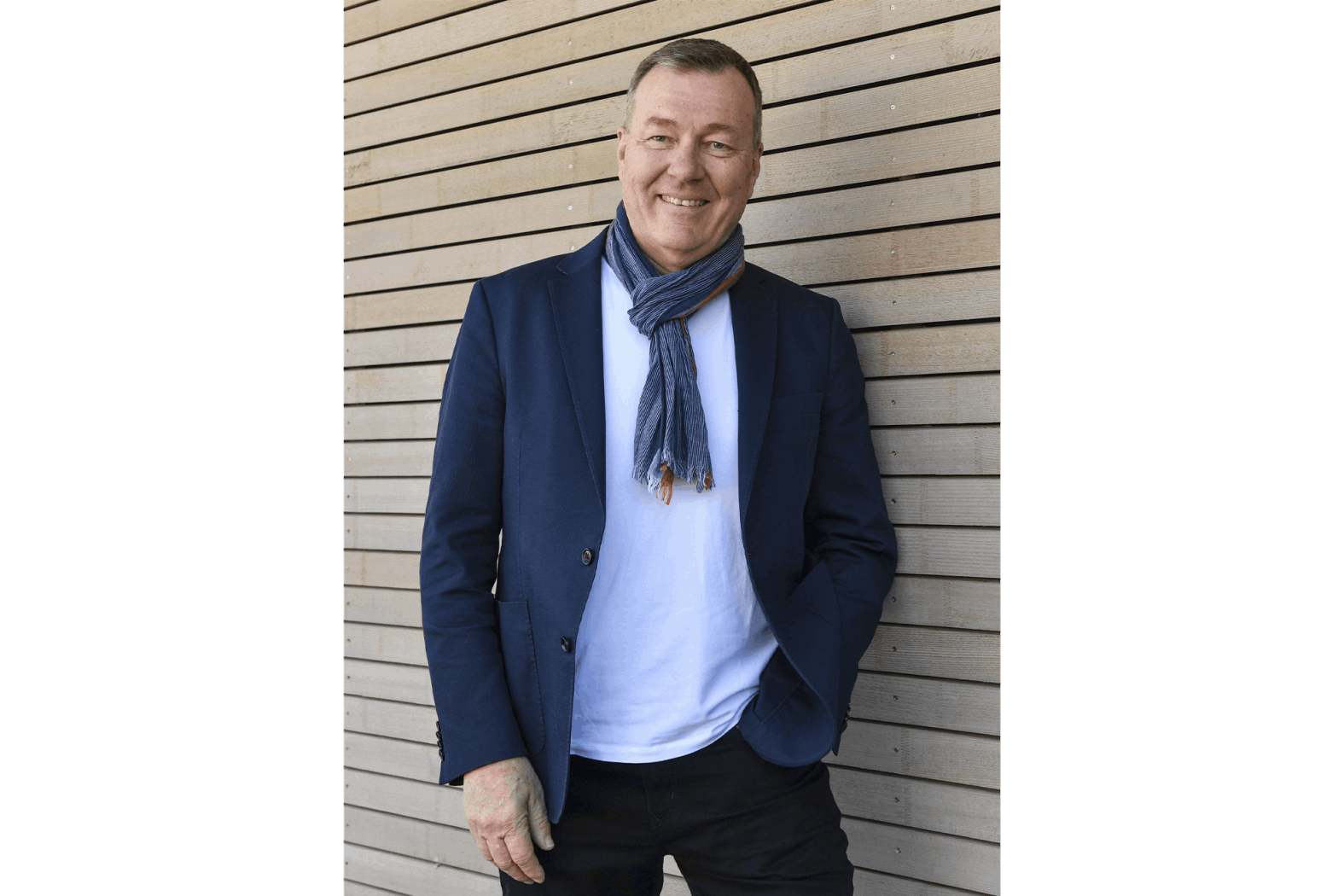 Erlebe eine unvergessliche freie Trauung mit einem einfühlsamen Trauredner in der Pfalz und Umgebung! Dein Hochzeitsredner für eine persönliche und emotionale Zeremonie – individuell und einzigartig. Jetzt den perfekten Freien Redner in Mannheim finden! 💍✨ #trauredner #freierredner #mannheim #hochzeitsredner #freietrauung #pfalz